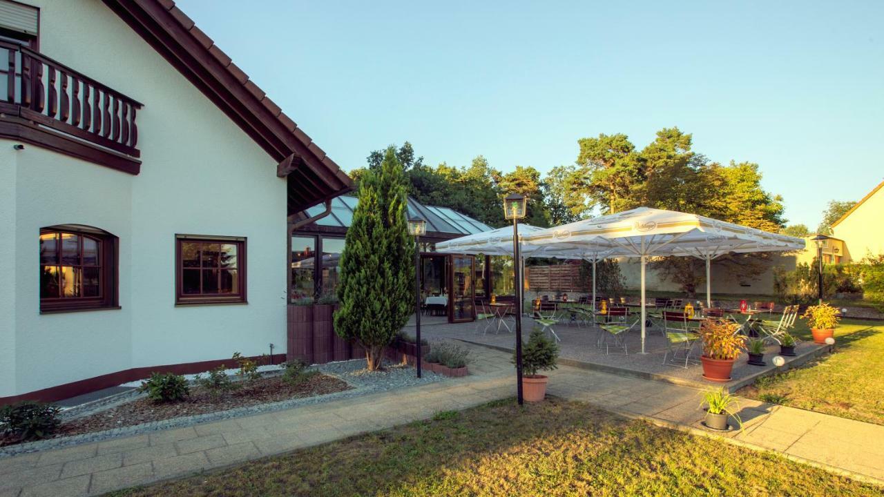 Lokal Genial Pension & Restaurant Beelitz Ngoại thất bức ảnh