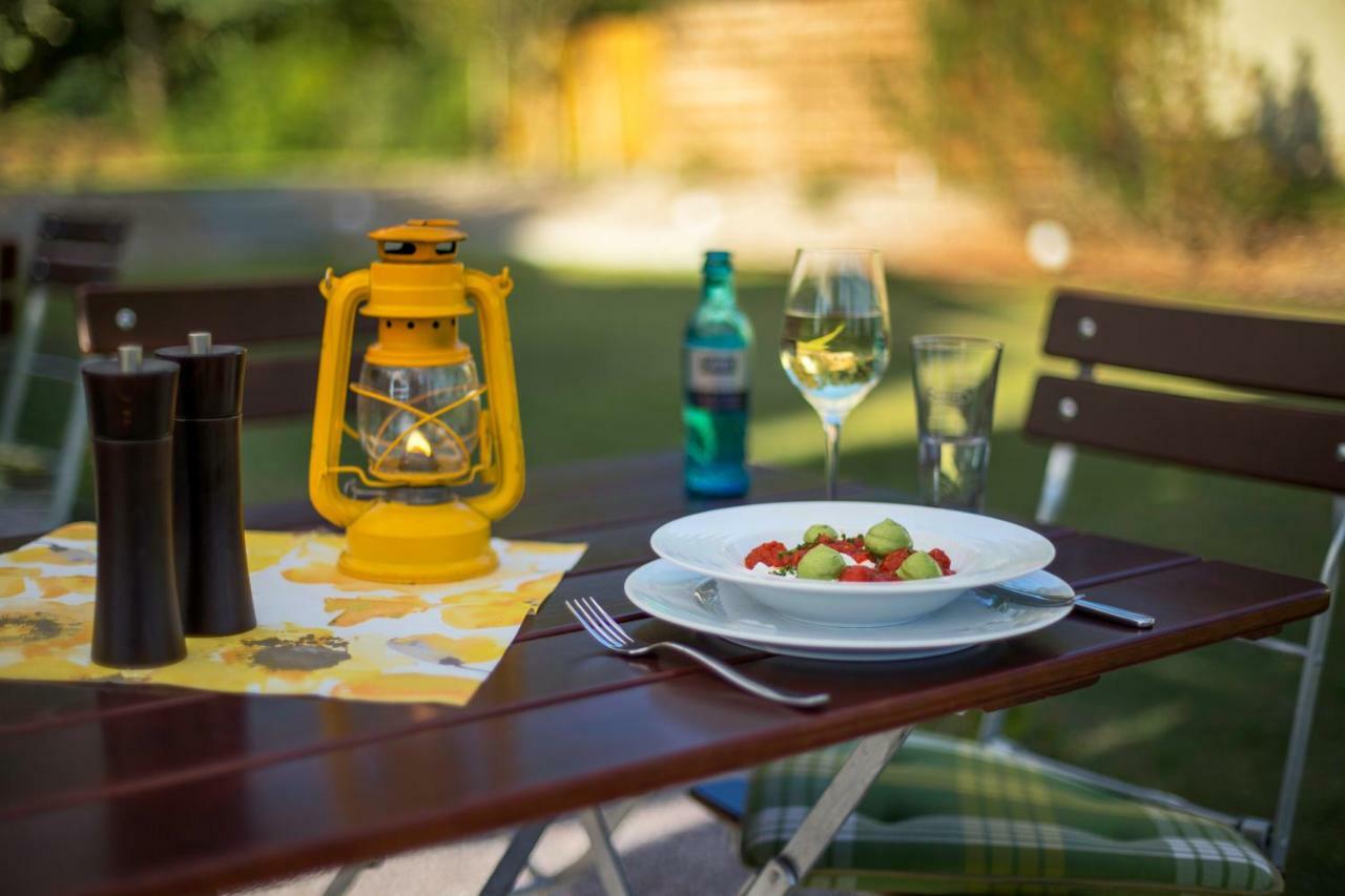 Lokal Genial Pension & Restaurant Beelitz Ngoại thất bức ảnh